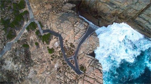 The Gap and Natural Bridge - Torndirrup National Park